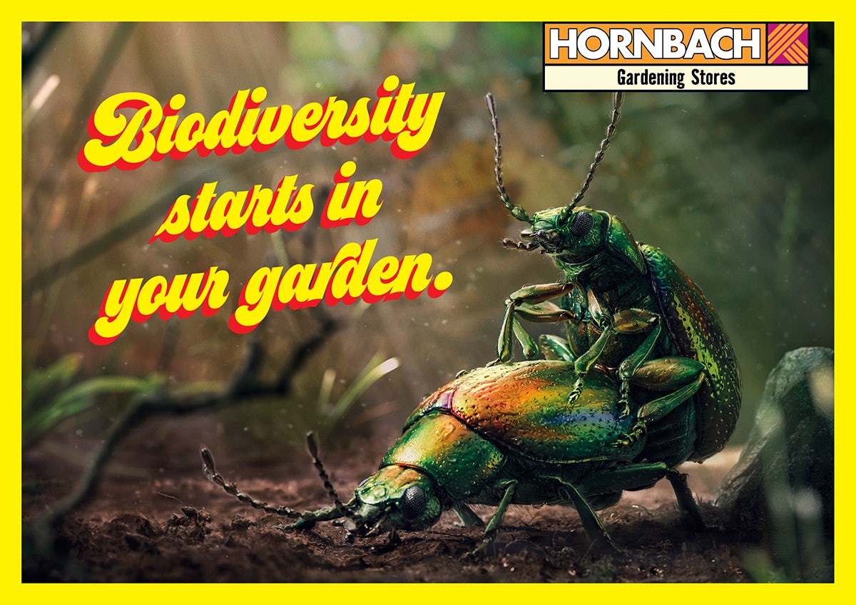 CreativeReview's tweet photo. After a more contemplative campaign with artist Ai Weiwei, @Hornbach_tweets is back to its whimsical ways: @HEIMATBerlin's latest for the German DIY store gets up close and personal with garden critters engaging in some intimate time this spring https://t.co/YmuDtfBWrJ https://t.co/ESw3VXn96V