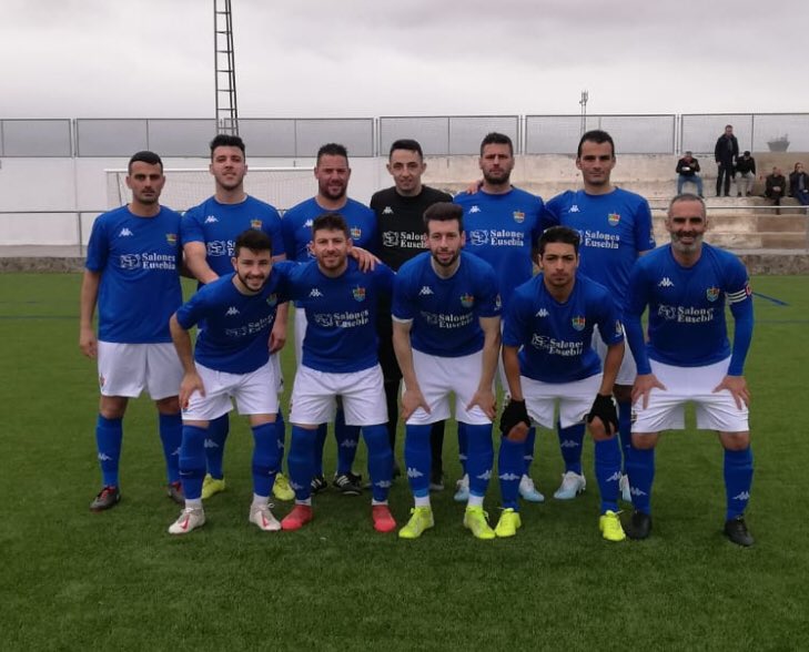 CDHERNAN_CORTES's tweet photo. 🔵⚪️JORNADA 26🔵⚪️

@CDHERNAN_CORTES  🆚
@ZafraAtletico 

📅 15 Marzo

⏰ 17:15h.

📌Estadio Municipal Ruecas

Después la dura derrota de la semana pasada,nos enfrentamos a uno de los mejores equipos de la segunda vuelta. El equipo quiere resarcirse!!
VAMOS AZULES!!!🔵⚪️🔵 https://t.co/p7gy64Kpx9