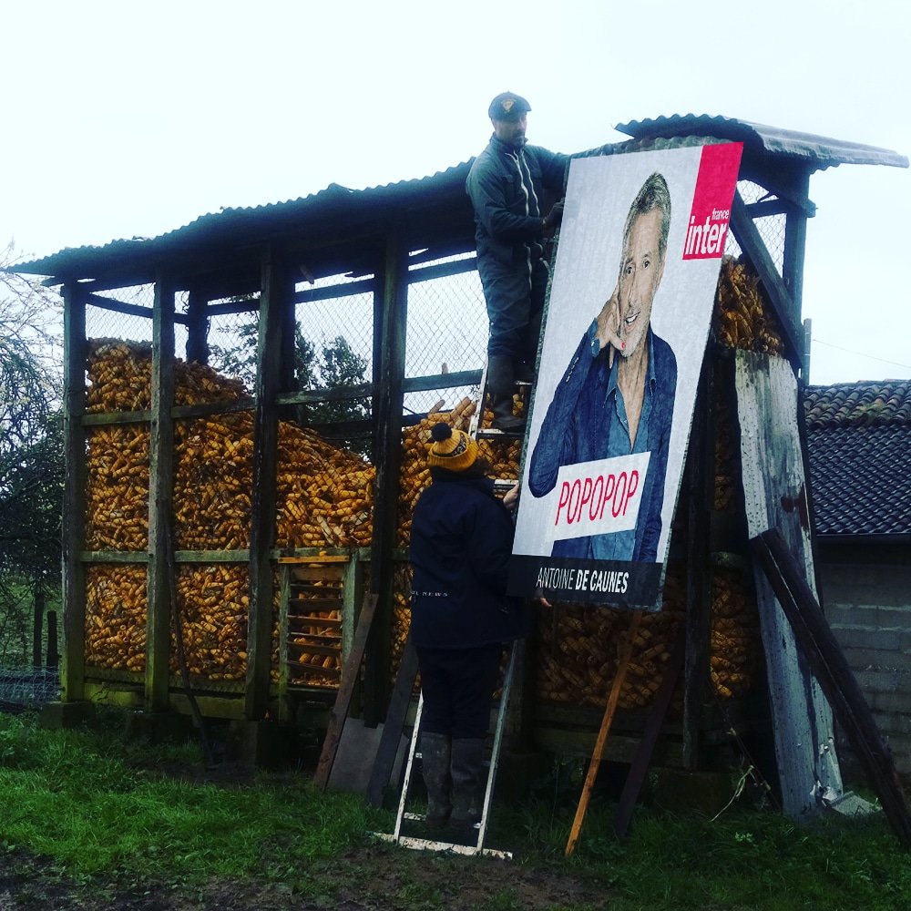 On a réparé le toit du Crip après les coups de vent ET on sera  à "POP POP POP" sur FRANCE INTER avec l'ami ANTOINE DE CAUNES , ce jeudi 12 mars en direct à 16 H, ITW. Merci Antoine pour la taule!
#wethepeopleofthesoil
#brothersinideals