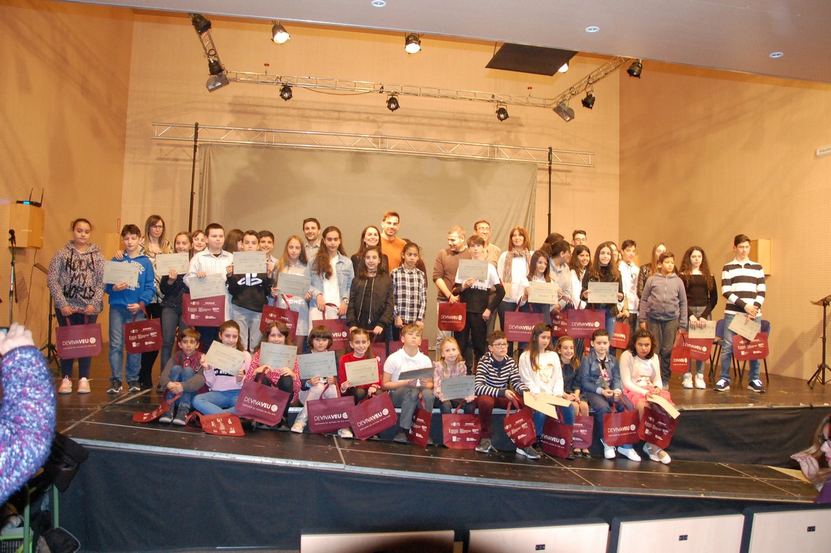 📖🔝#Ibi, #Orpesa i #Catarroja celebren el #5éCertamenEscolar de #DeVivaVeu 👉👏 devivaveu.es/ibi-orpesa-i-c…. 
<a href="/ayuntamientoibi/">Ayuntamiento de Ibi</a> <a href="/ceipDeanMarti/">CEIP DEAN MARTÍ</a> <a href="/ajuntcatarroja/">Ajuntament Catarroja</a> <a href="/FundacioFull/">Fundació FULL</a> <a href="/caixapopular/">Caixa Popular</a> <a href="/FeetsProjectes/">FeetsGestióProjectes</a>