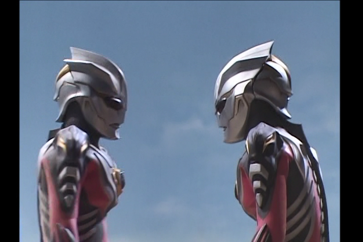 ウルトラマンネクサス ダークエボルバー | www.ibnuumar.sch.id