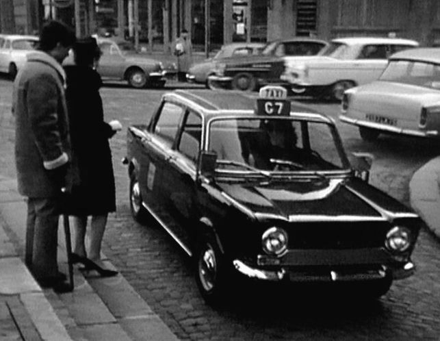 AutomobileLa's tweet photo. Une #Simca1000 de la Compagnie de #taxis #G7 https://t.co/f9uyAEJDHb