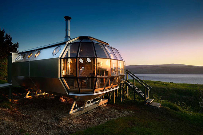 Justin_A_Miles's tweet photo. Wow😯
You find some interesting places on AirBNB
Your very own spaceship...
Landed in #Scotland
Sound of Mull,
What a perfect place to land😉
#Travel #wanderust #traveltribe #traveler https://t.co/f6JG7W0JCA