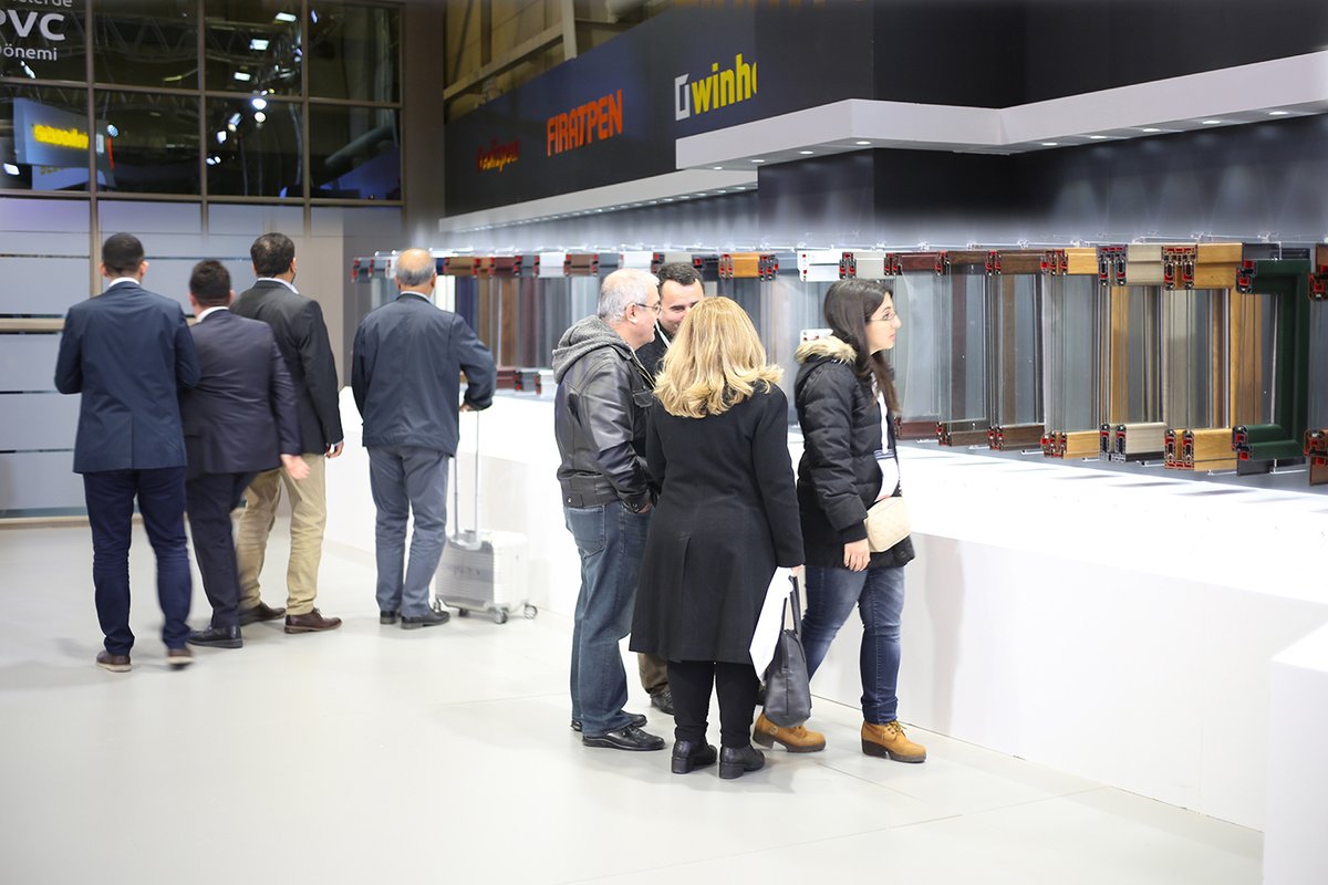 FiratpenTR's tweet image. Avrasya Pencere Fuarı&apos;nda standımızı bizzat ziyaret eden, çiçek gönderen, başarı dileklerini ileten tüm üretici ve tali bayilerimize, mimarlarımıza, müteahhitlerimize ve sektörümüzün değerli temsilcilerine teşekkürü borç biliriz. #avrasyapencerefuarı #tüyap #pencerefuarı