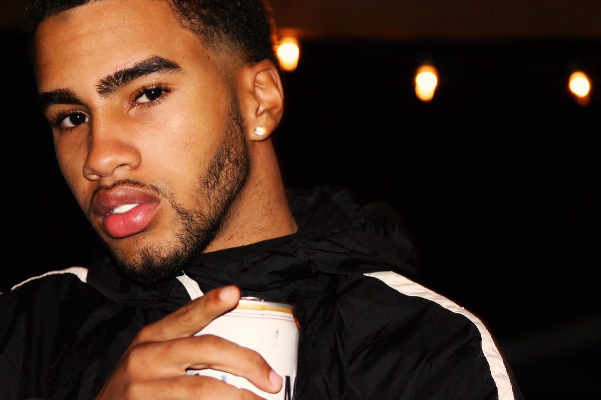 _postbadguys's tweet photo. Morning 😻 https://t.co/Uviz7h8Zsc