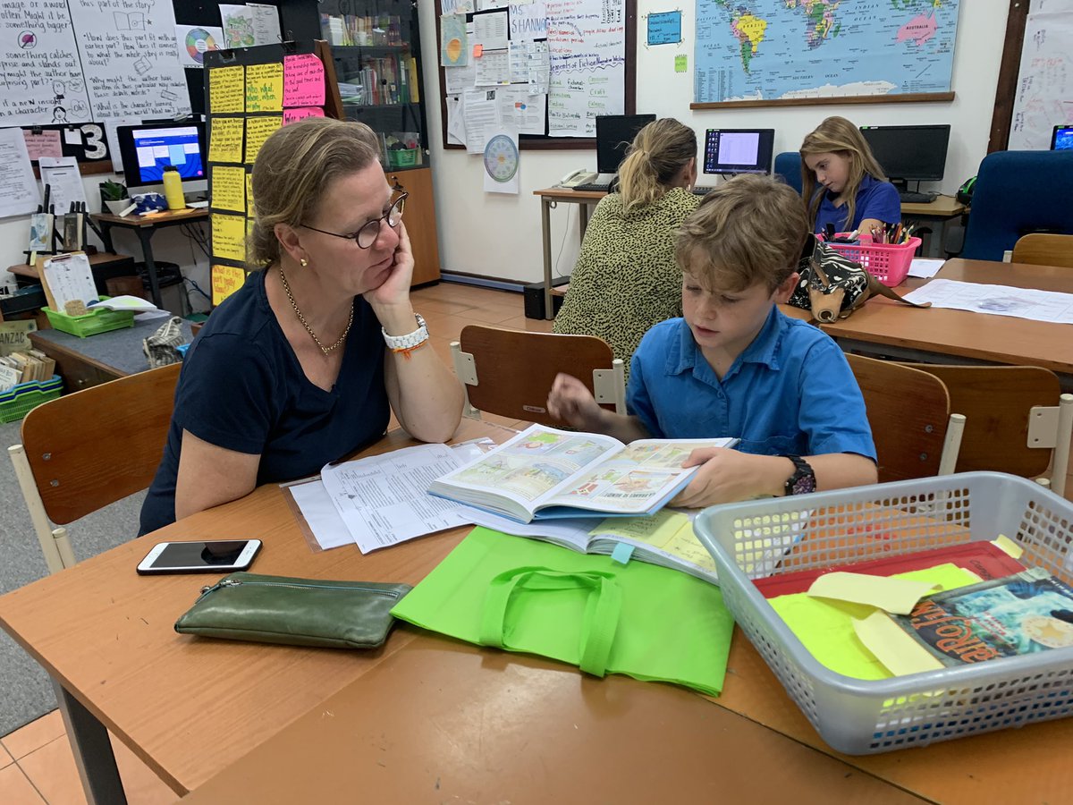srvshannon's tweet photo. Student Led Conferences in the books! These kids were confident, knowledgeable, engaged and happy to share their learning. So proud. #makingmyjobeasy #voice @ccsyear5s https://t.co/vgcyrpFrgt