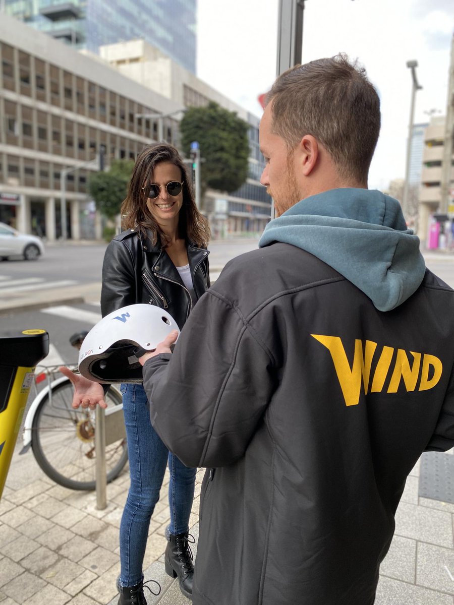 Wind_mobility's tweet photo. Safety first! 📢 Ensuring the #safety of riders and pedestrians is of paramount importance to us. We hold pop-up safety events in our cities to help raise awareness and educate users on best practices, in order for #micromobility work for everyone. #RideWind #escooters #TelAviv https://t.co/gQYXVml9jo