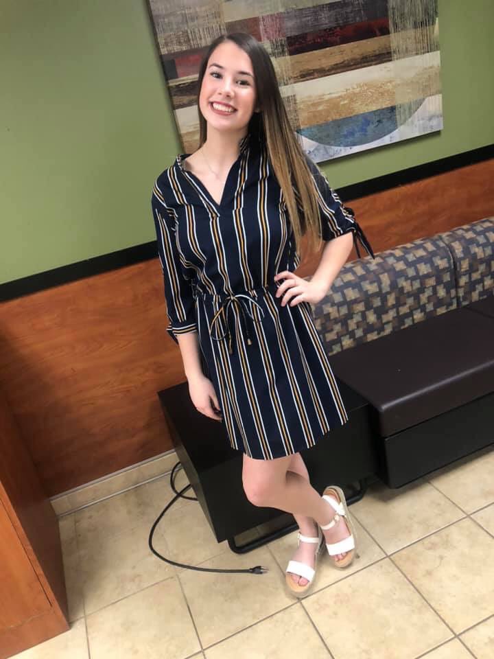 CPHSCheer's tweet photo. Happy happy sweet 16 to @CPHSCheer sophomore Olivia! We appreciate the love and laughter you bring to every day! Have a wonderful birthday! 🎉🎊🎈 https://t.co/83lvEBibkR