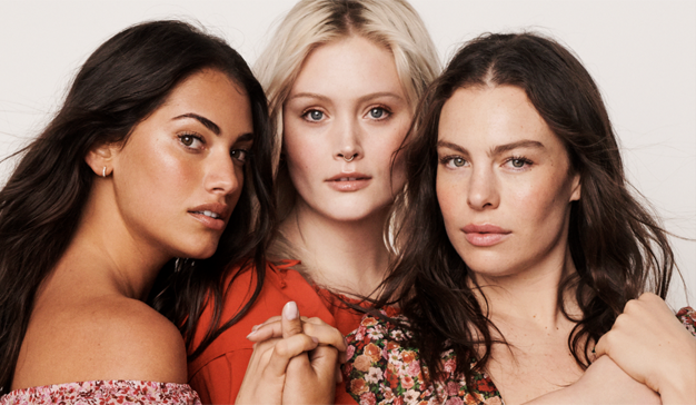 LucreMba's tweet photo. @mkdirecto Os comparto esta nueva campaña presentada por #violeta by #Mango reforzando su filosofía en la campaña This is Power 😎👠💄via @mkdirecto, cc@con actitud y acción https://t.co/km6LxooBLp https://t.co/gVejhXcLNn