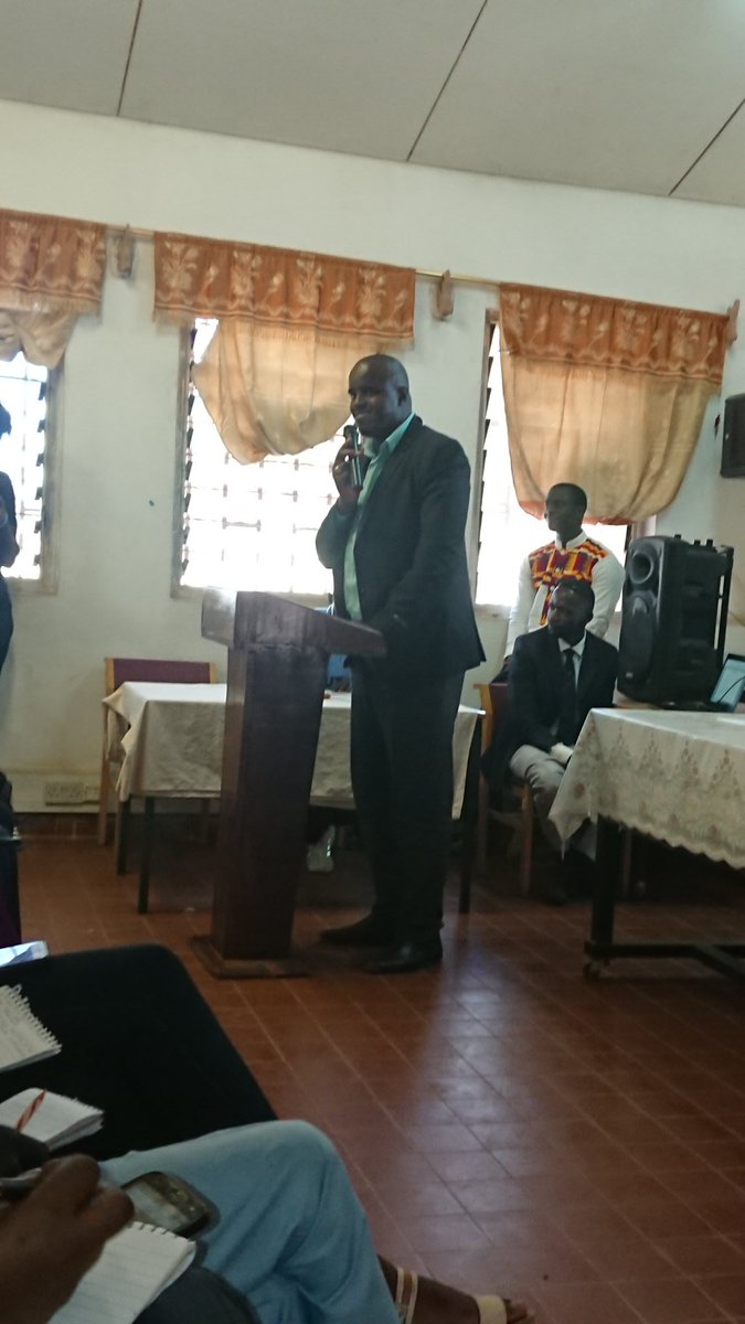 TGSB_Gambia's tweet photo. The Director of Standardization Division delivering the welcoming remarks @ScienceUtg
#scienceweek2020
#2020scienceweek https://t.co/jFgYOIJlpc