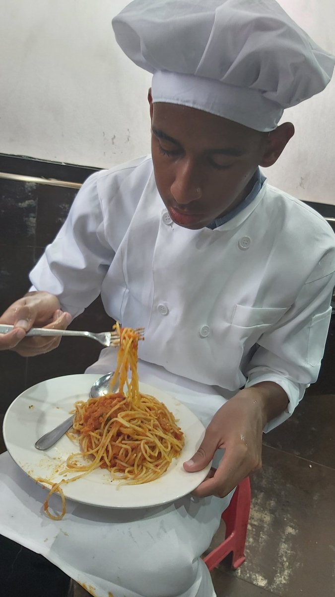 __blen__'s tweet photo. After a day of helping out in the kitchen at La Nouvelle, we made our own lunch!! #icsintern20 @SihamCAS @MrDRedmond @ICSAddisHS https://t.co/T0RF7aS4uC