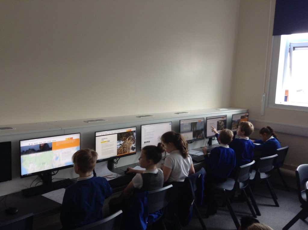 latimerprimary's tweet image. #ClassCM have been working in the I.C.T suit this morning. We have been researching the environment and habitat mountains provide for the animals who live there! 🏔 #LatimerCurriculum