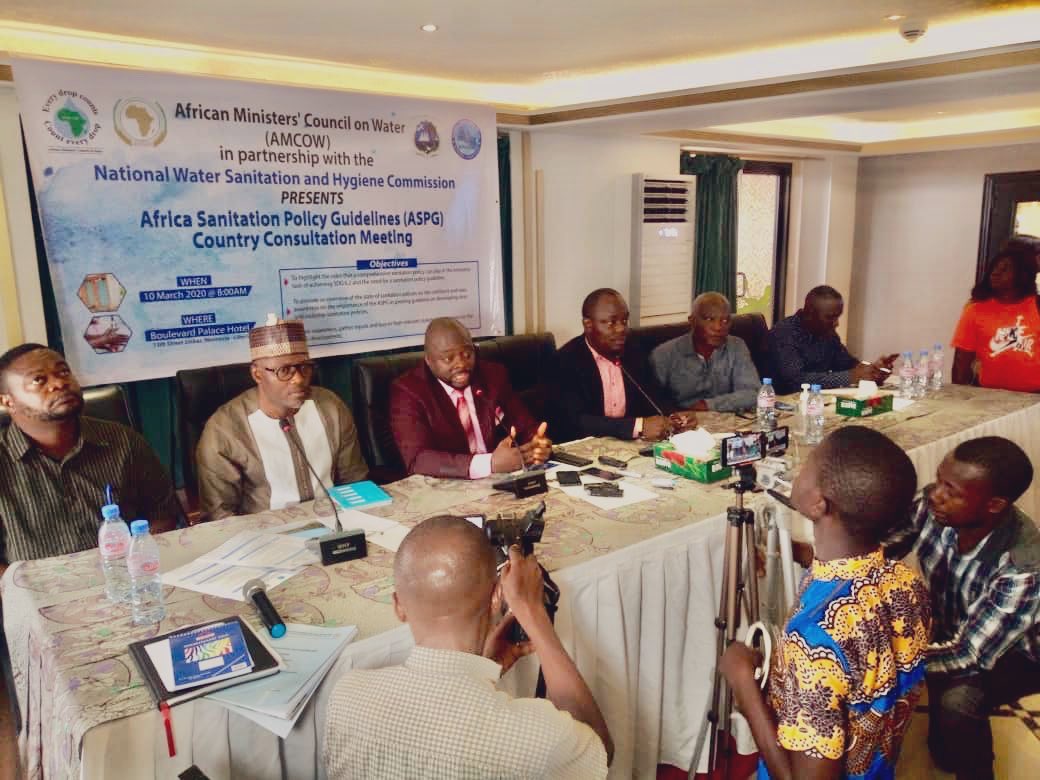 amcowafrica's tweet photo. “Liberians would seize the opportunity to call upon the leadership to declare an emergency on sanitation &amp; to turn things around completely in the sector” @BobbyWhitfiel14 Chairman Liberia #WASH commission @ #ASPG consultation in #Liberia https://t.co/x0Th7irEBD