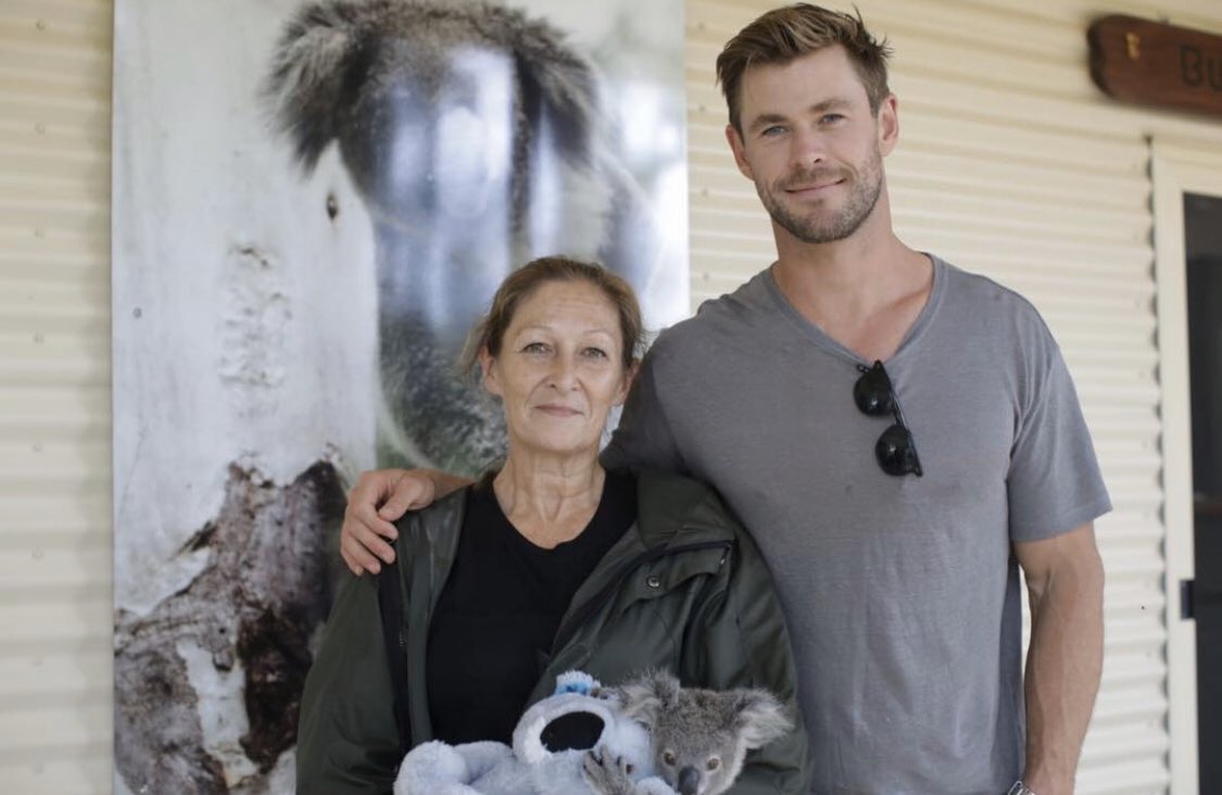 chemsienews's tweet photo. 📸 | Chris Hemsworth couple of hours ago https://t.co/gG8uWDbOlx