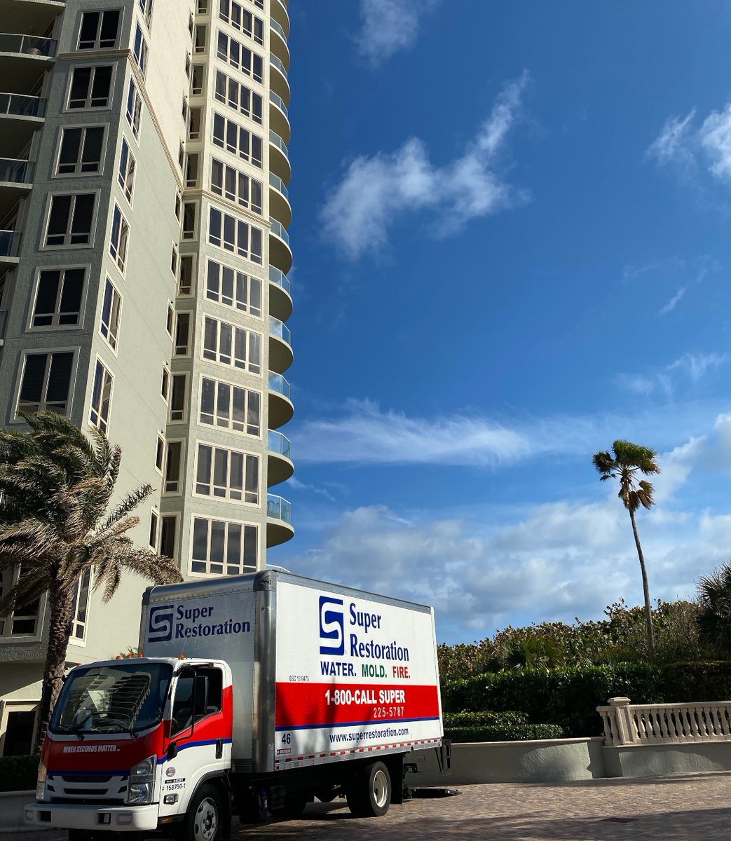 SuprRestoration's tweet photo. ☀️ It's a BEAUTIFUL day in South Florida! ☀️
#SouthFloridaRestoration #SuperRestoration #TeamSuper #MoldRemediationMiami #FireRestoration #FireRestorationMiami #WaterDamage #WaterDamageMiami #WaterLossMiami https://t.co/eeAnOFpo8q