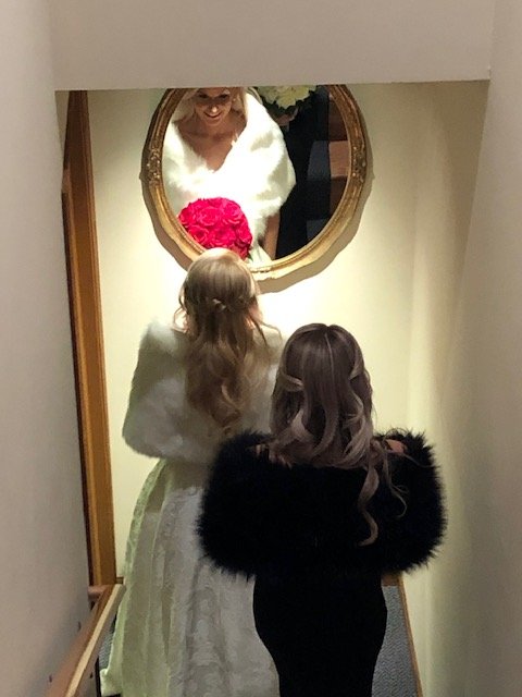 3_ChefsCatering's tweet photo. #Winterweddings are underrated. See how this beautiful couple warmed hearts on a chilly afternoon on their special day. Part 1.  #3ChefsCatering #ChicagolandCaterer #WinterRomance https://t.co/t63VRQubQX