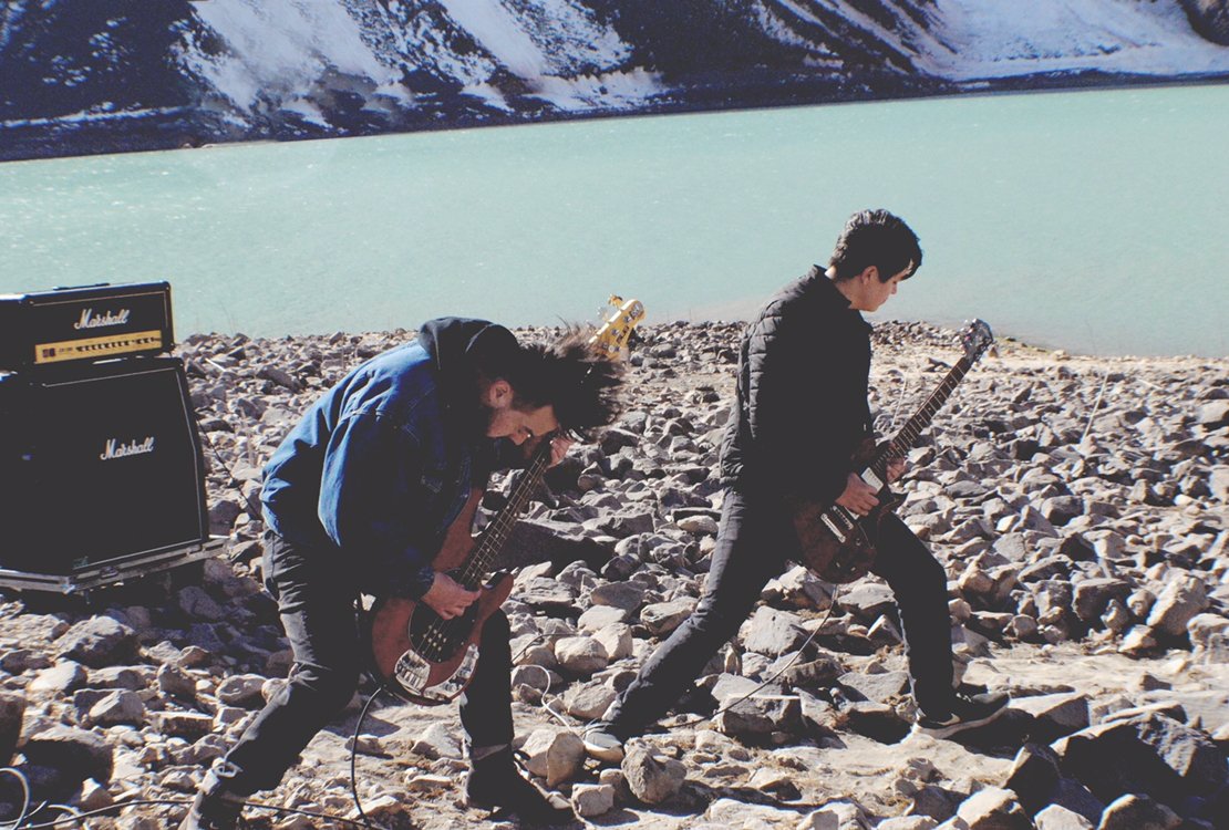 [REC] último día: cuerdas 🔥💽🔥
#rec #new #ep #metalcore #music #metal #hardcore #strings #bass #guitar