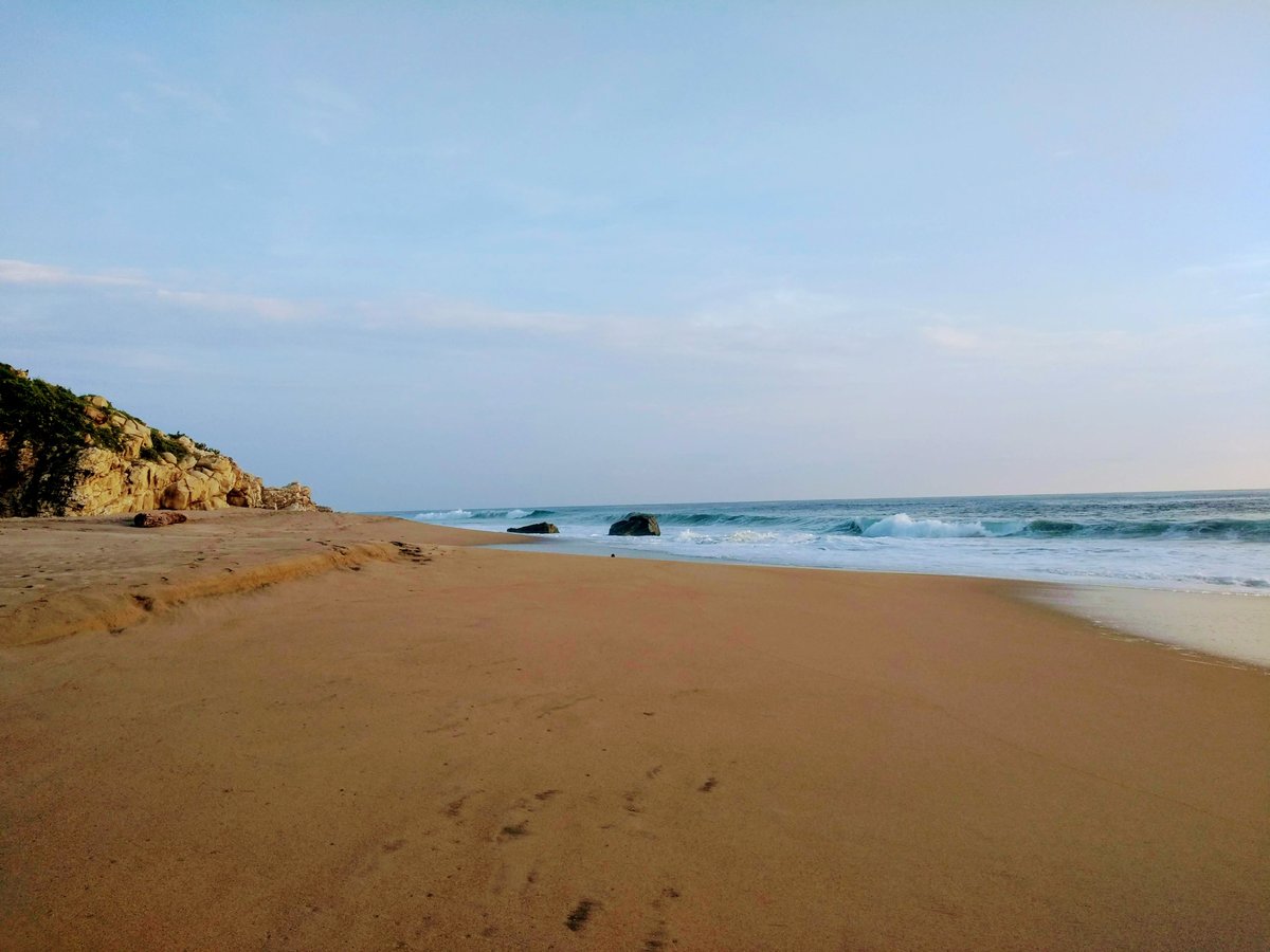 puntazicatela's tweet photo. Nuevo día, mismo plan, pies en la arena y...
¿Qué haría usted? ¡Cuentenos!
https://t.co/VgpNdg9zVn
#beach #bestbeaches #beachlife #puertoescondido #mexico #oaxaca #travellife #travelvibes #vacation #holiday #traveladvice #nature #unspoiled #newday #adventure #peace #paz #viajar https://t.co/s7s0BHGI0u