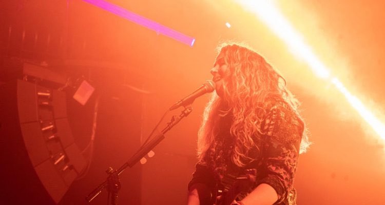 Así fue el debut de <a href="/sierraleonasoy/">SIERRA LEONA</a> en la <a href="/JerusalemPop/">Jerusalém Pop & Rock</a> 🪐 Este sábado vuelve a disfrutar de ‘Cruzar un Río’ en La Pèrgola de <a href="/lamarinadevlc/">La Marina de València</a> 🐬
redaccionatomica.com/conciertos/cau…