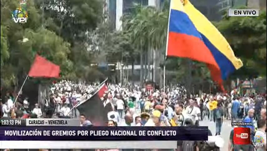 #10Mar Desde #Caracas| Manifestantes todavía se mantienen en Chacaíto bit.ly/2IyvYQV 
Vía <a href="/VPITV/">VPItv</a>