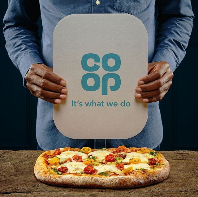_colincampbell's tweet photo. Great pizzas and less plastic ! Shot for @coopuk @luckygenerals .
Pizzas by @robsgoodgrub .

@gillturnerphoto @turnerfrancesca @maxcatterall @sharrondaly https://t.co/BvFcZLXQAV https://t.co/RsmnesA0l8