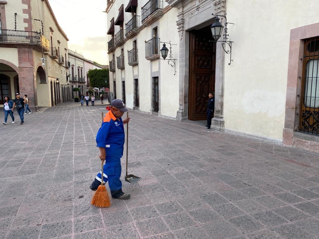 #LosEspecialesDeEnLaLupa ¿Cómo se vivió el histórico #9M en #Querétaro? Entérate leyendo esta crónica al estilo <a href="/EnLaLupaQro/">lalupa.mx</a> <a href="/carlospjorda/">Carlos P. Jordá</a> <a href="/AliciaColchadoA/">Alicia Colchado Ariz</a> 
@mcruzocampo <a href="/flaviafrei/">Flavia Freidenberg</a> <a href="/Rosy_AbarcaA/">𝑹𝒐𝒔𝒚 𝑨𝒃𝒂𝒓𝒄𝒂</a>  <a href="/msalguerb/">María Salguero</a>  <a href="/JosueQuino/">Josué Quino</a>  enlalupa.com/2020/03/10/voc…