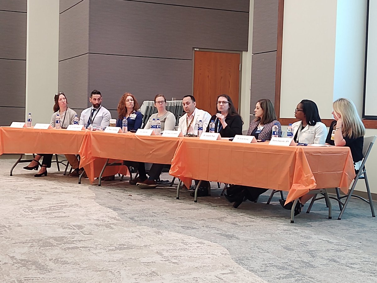 PaulBerglMD's tweet photo. Love hearing from @alimharrington and @Sdoc_rad talking about breaking down silos on diagnostic team. Talk to the lab. Walk down to radiology.
Also Dr Harrington reminds of value of empathy for our colleagues on Dx team. We are all in this together
#fpsaw2020 #improvingDx https://t.co/QYrJYXd9eP