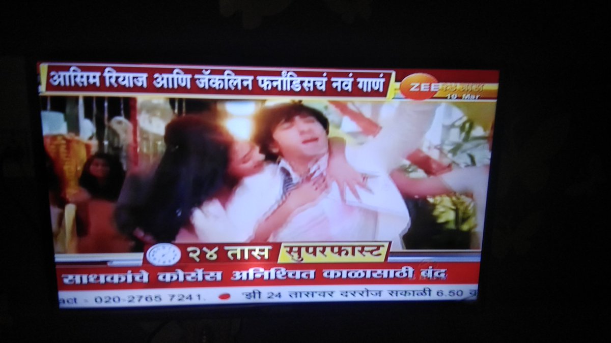 shreyas_owhal's tweet photo. I was watching news and then this news came and see they are mentioning #AsimRiaz first and then Jacqueline .  In the headline they are saying  "Asim riaz &amp; Jacqueline's new song released " #MereAngneMein #AsimSquad @imrealasim #AsimDebuts https://t.co/jwwi6y7R5w
