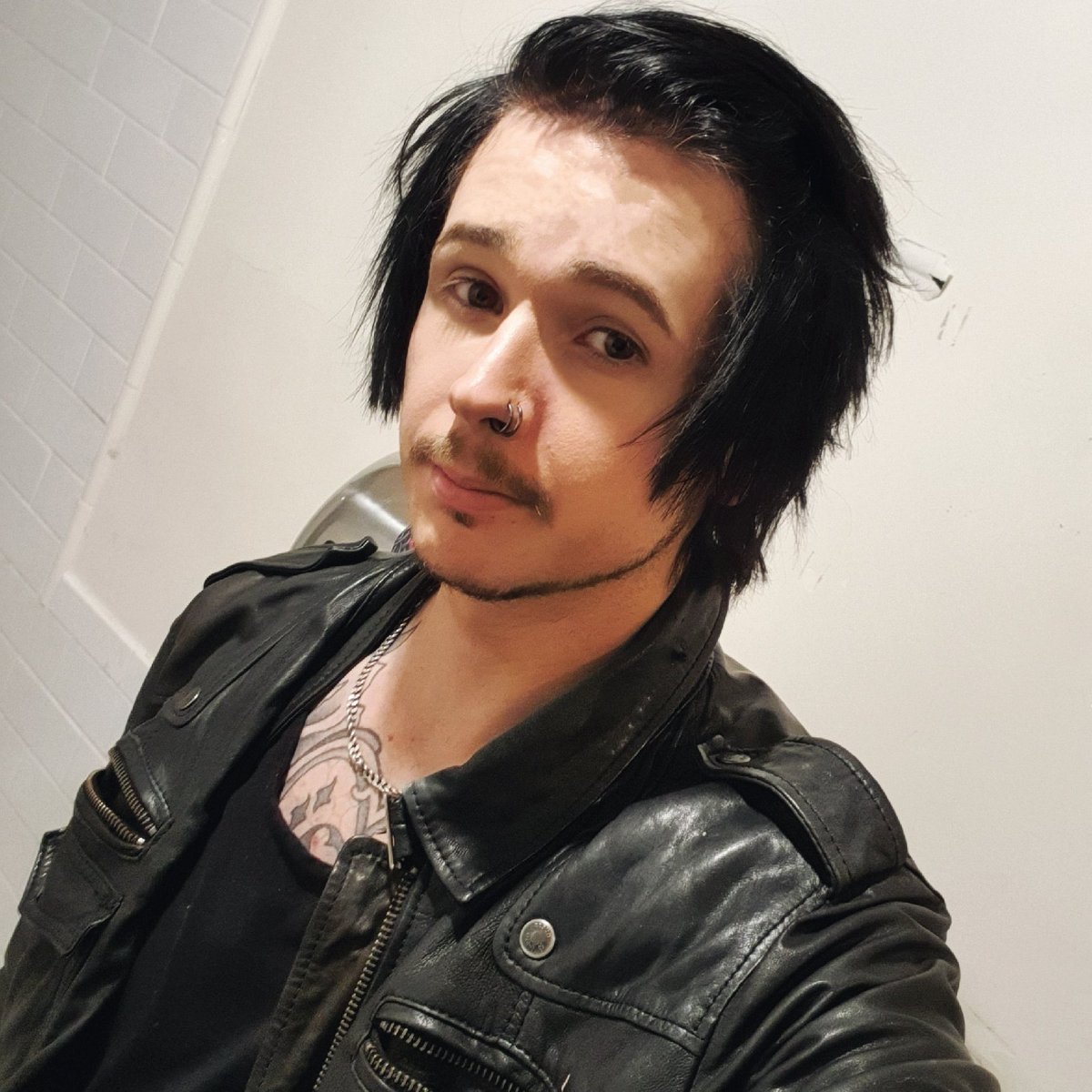 MattTryman's tweet photo. An hour before our gig in Hollywood. God, this show was awesome ❤
#music #alternative #kerbera #rock https://t.co/wBuJ0TZSIF