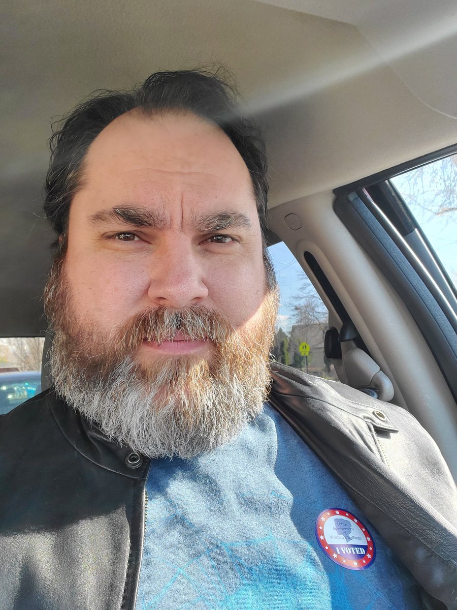 DavidHawk_Actor's tweet photo. Its voting day for the primaries in Idaho and yes, I voted. After JFK, Idaho has been solid red, but I'm hoping for a miracle in 2020. #IdahoPrimary #FeelTheBern #LetsGoBernie https://t.co/bMVWskxs7Q