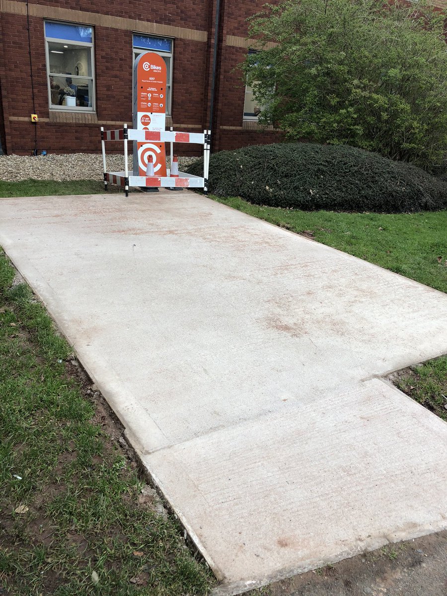 New pad and power supply for <a href="/CoBikesElectric/">Co Bikes</a> bikes. The rest is coming soon... Available for use by all. See co-bikes.co.uk for more details, get connected to Exeter’s e-bike network! #SustainableRDE @RDEhospitals