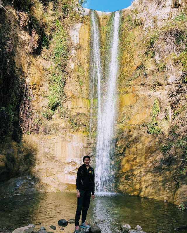 moneysavviness's tweet photo. It’s always a win when you can drag your hibernating teen on a hike. I may or may not have dangled Cuban food as a post-hike incentive. 🍰 https://t.co/9GvsZbHXGr