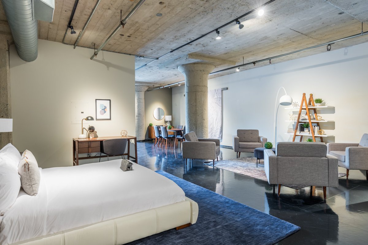 kul's tweet image. Wouldn't mind working from home in this new @ZeusLiving  loft: zeusliving.com/homes/650-2nd-…