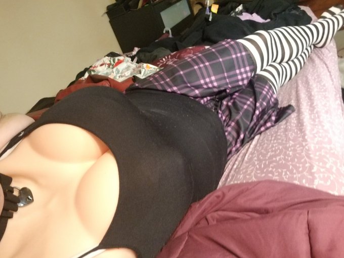 #trap #crossdressing  Lazy night https://t.co/ZQu3U9KjFX<a href="/tag/trap"class="tags">#trap</a><a href="/tag/crossdressing"class="tags">#crossdressing</a>