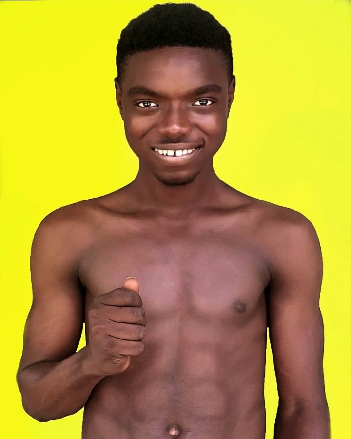 Timothy21372355's tweet photo. Forget the hand and check out the smile.....
.
.
.#portrait #blackbeauty #smile #africanphotoshoot  #photography https://t.co/H9rBrmcaLA