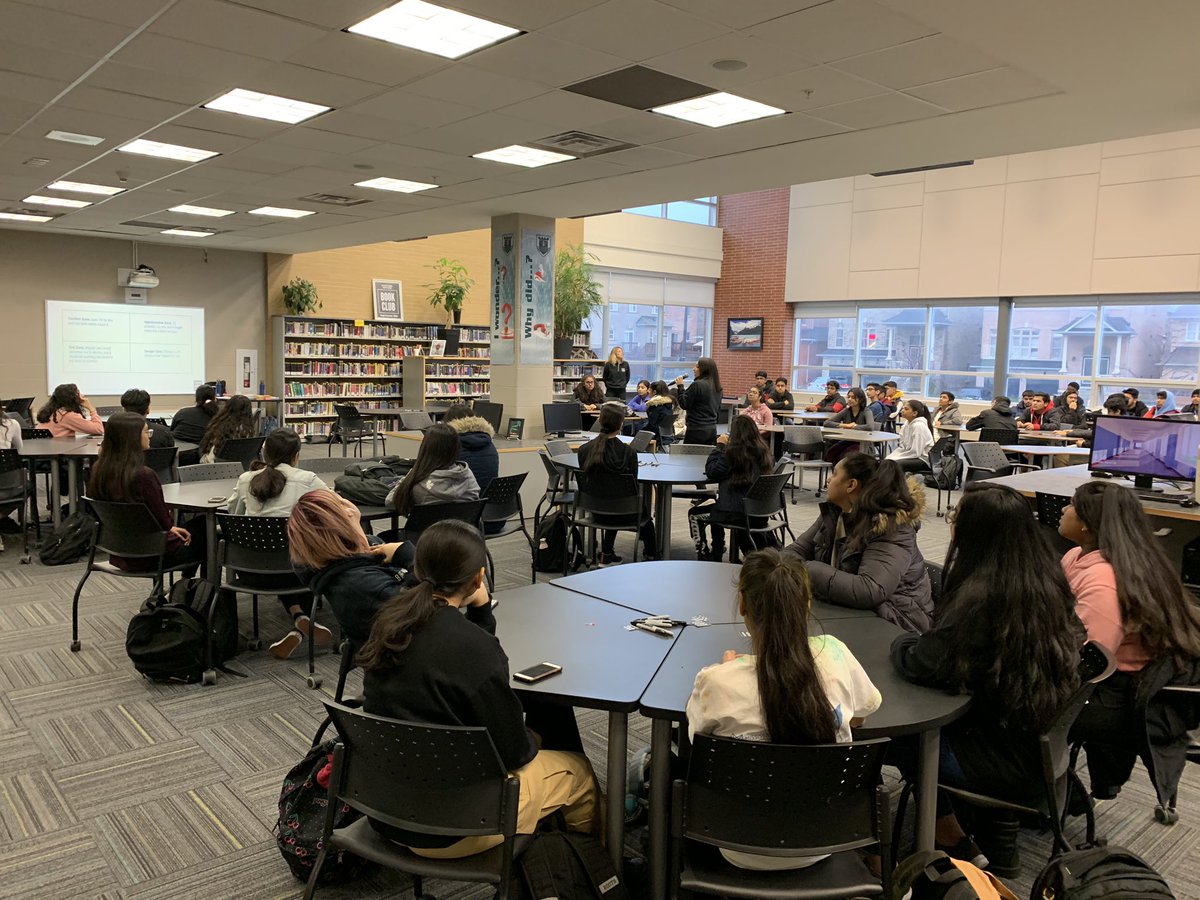 CastleSHSM's tweet photo. We are very excited to learn about #designthinking from @fdesignschool #CastleSHSM #innovationisanattitude @ms_p https://t.co/jt9Wj45WST