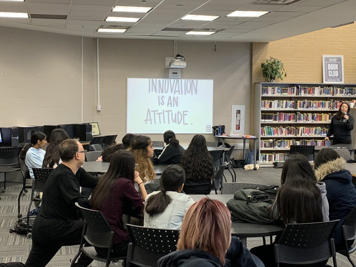 We are very excited to learn about #designthinking from <a href="/fdesignschool/">future design school</a> #CastleSHSM #innovationisanattitude <a href="/ms_p/">L. Persaud</a>