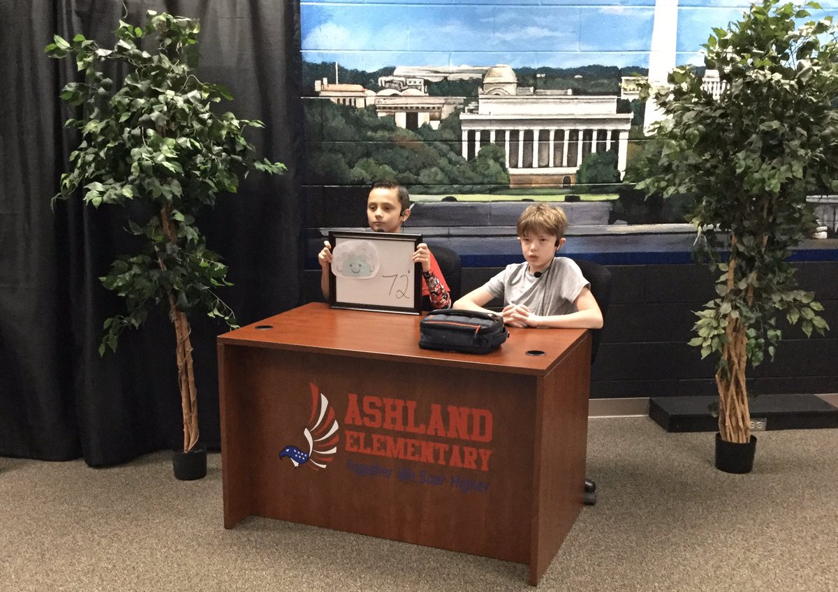 ashland_tablet's tweet photo. Each morning our news team is working hard. Thanks to Mr. Benware for helping our news team. #ashlandsoar @brentbenware https://t.co/RgerH4LDHX