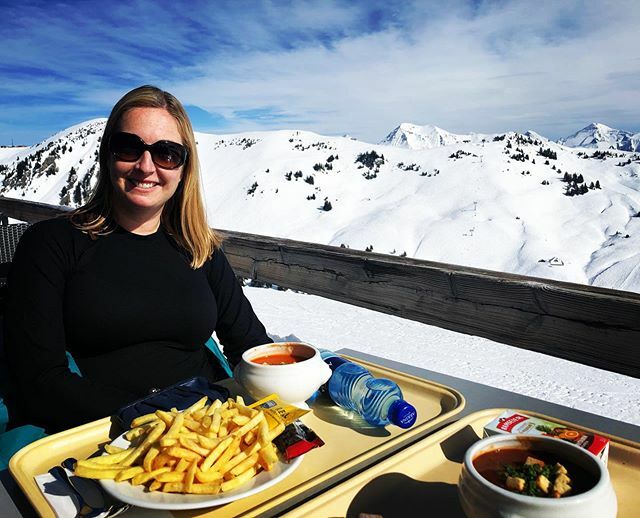 flare_yoga's tweet photo. £6 for water, £25 for chips and soup. The black market in toilet rolls back home should be a drop in the ocean by comparison...😆 @katiefewkes 
#switzerland https://t.co/Y8JCLPC2er https://t.co/O83eRdnY8b