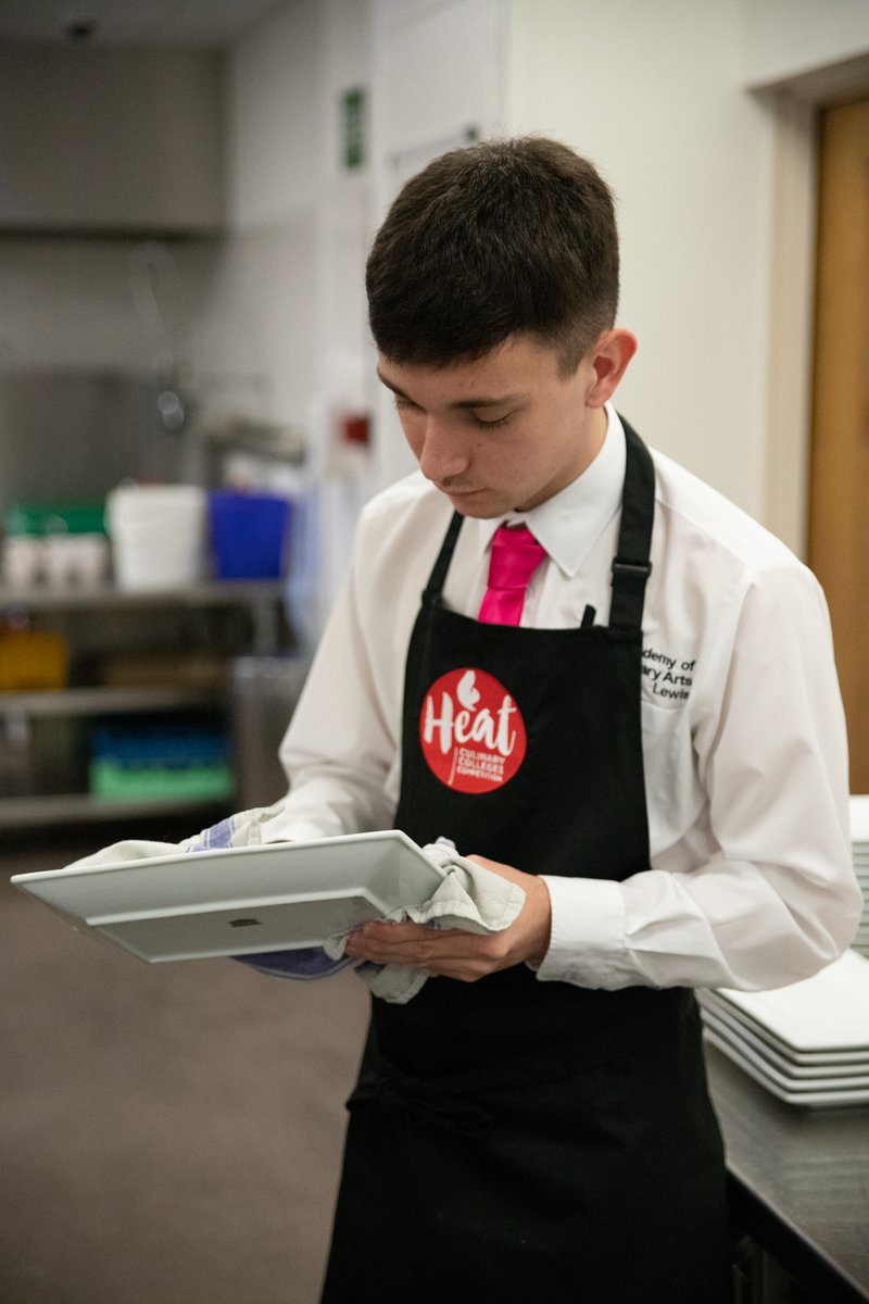 Heat_Jersey's tweet photo. While we wait to see the final dishes for SERC, we want to say a huge thank you to @magictouchci Touch for sponsoring the aprons and printed clothing for the teams again this year. We love them! #HeatJersey https://t.co/eeufx28G8Z