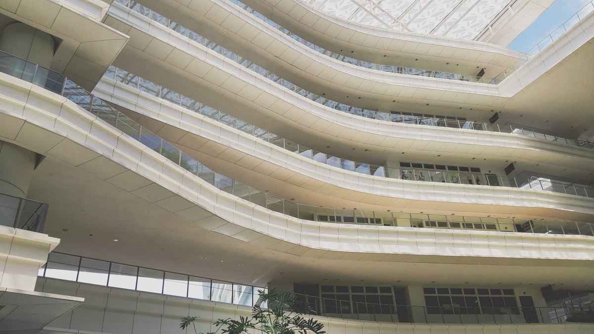ShigureKaito's tweet photo. ITE Central | Singapore 🇸🇬
|
#singapore #ite #itecc #adobe #adobelightroom #lightroom #canon #canonasia #photography #school #campus #aesthetics #green #greens #warm #warmtones #architecture https://t.co/n7W1qL7pzQ
