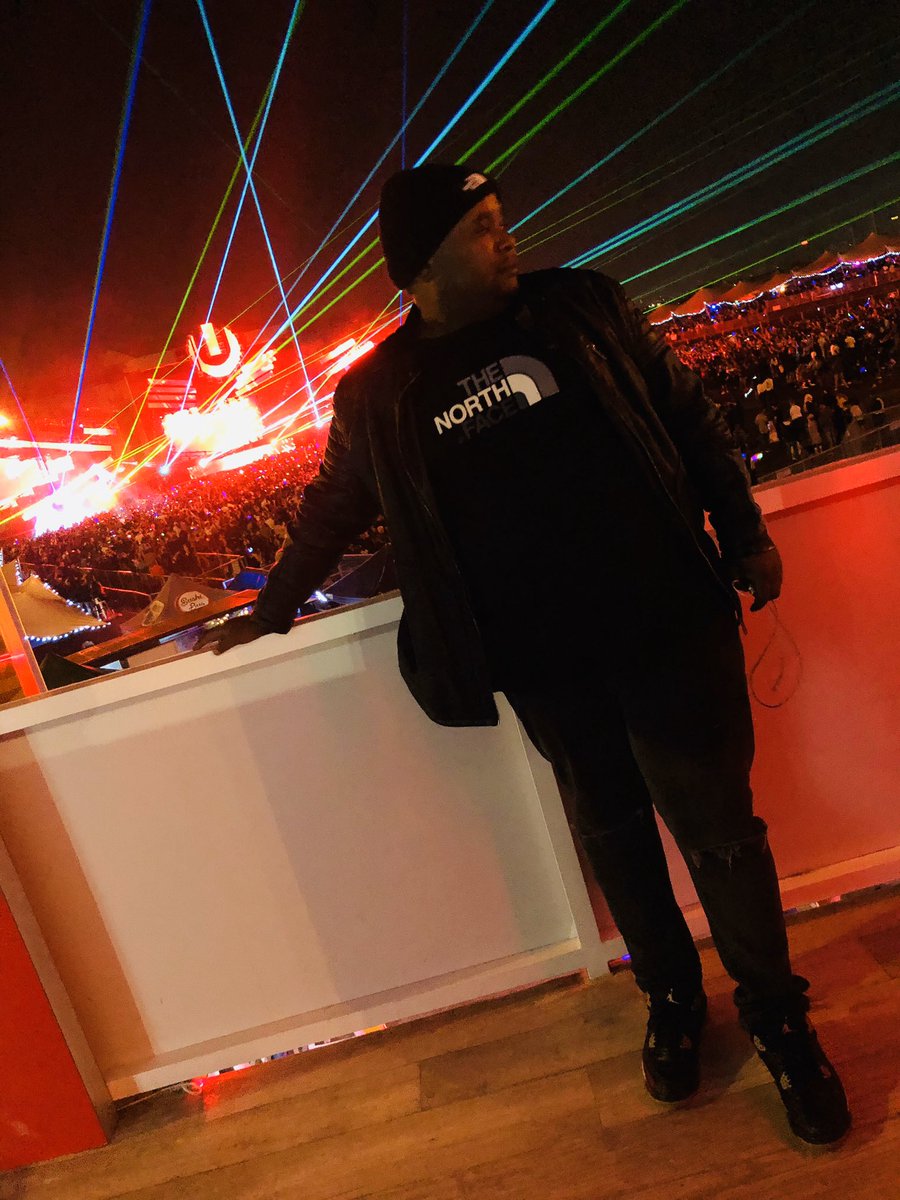 TydoThat's tweet photo. @Count_Pushkin @UltraSA #CountPushkin #LivewithColour #PushkinPark 🔥🔥🔥 https://t.co/ACRVOFr1Gz
