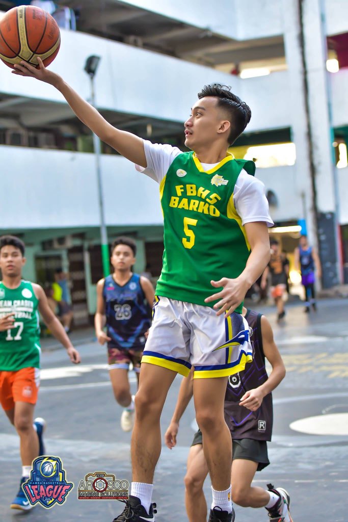 Goyssssss's tweet photo. Ball is life 💓 https://t.co/QrGDZn5KjD