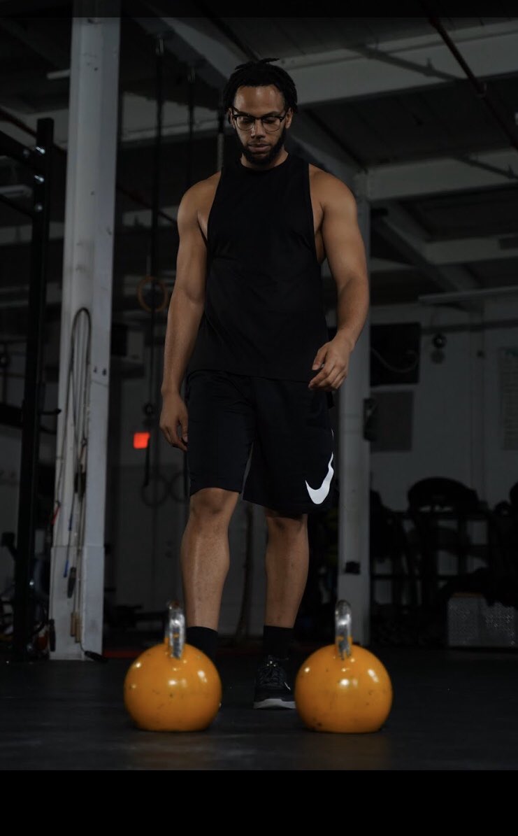 Shawnthetrainer's tweet image. What’s your favourite kettlebell exercise? #kettlebelltraining #kettlebell #kettlebellexercises