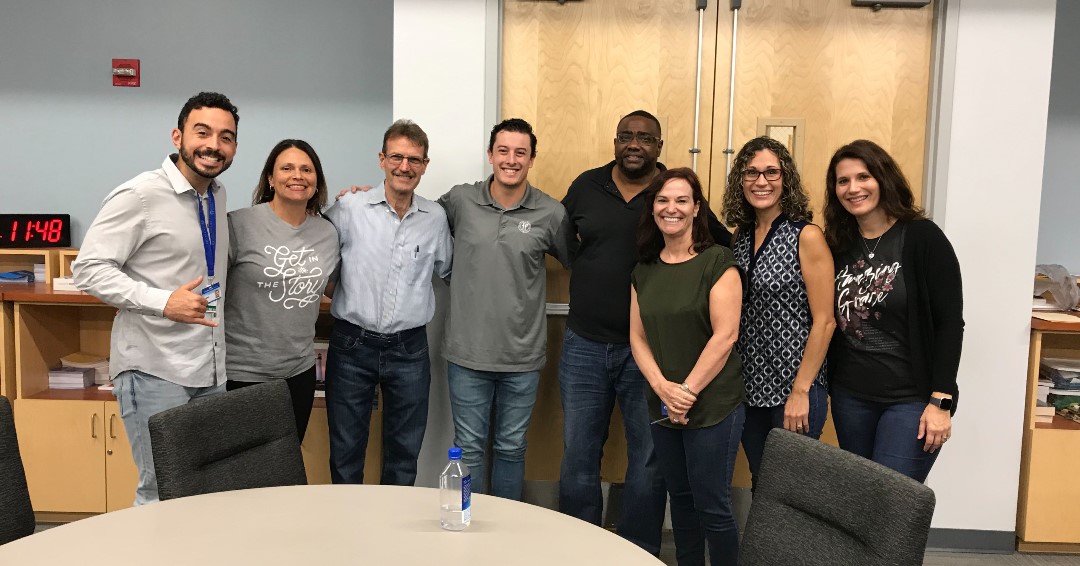FirstPrioritySF's tweet photo. 👀👀👀 That's one mighty fine group of Broward mentors, faculty sponsors and FP staff!!!! Encouraged, fired up, and ready for an AWESOME week ahead. Go get em' guys!!! #FPteam https://t.co/7f1euG137f