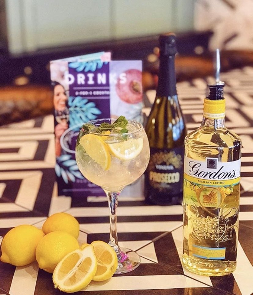 SlugTB's tweet photo. A new one for the Spritz family! 

🍋 The Sicilian Spritz 🍋 

Gordon’s Sicilian Lemon gin, St-Germain elderflower liqueur, lemon, mint, soda and Prosecco!

When life gives you lemons! Make a spritz! 

#cocktails #lemon https://t.co/9hjgQe5JWm