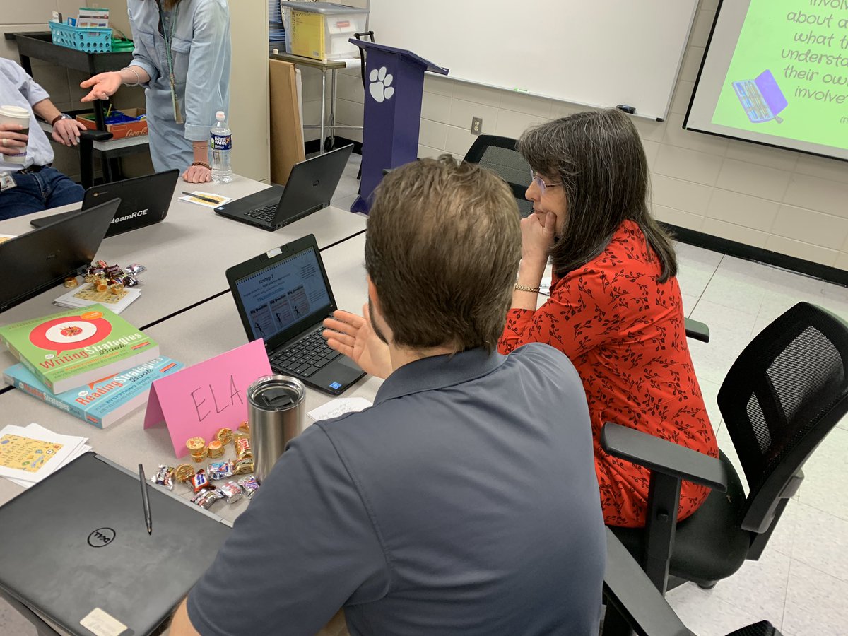 RCEMiddle's tweet photo. Thanks to @PColesClass for leading professional development for #teamRCE🐾 this morning! #RCEwrites📝 #teacherleadership⭐️ https://t.co/vnHUkJDErD