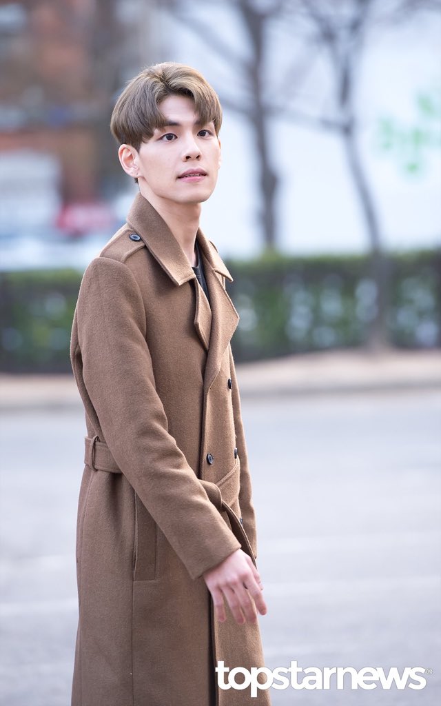 Day6_memory's tweet photo. 160401 뮤직뱅크
#Wonpil_memory 

설렘과 두려움 반이야 https://t.co/DJjfFBw1Cl