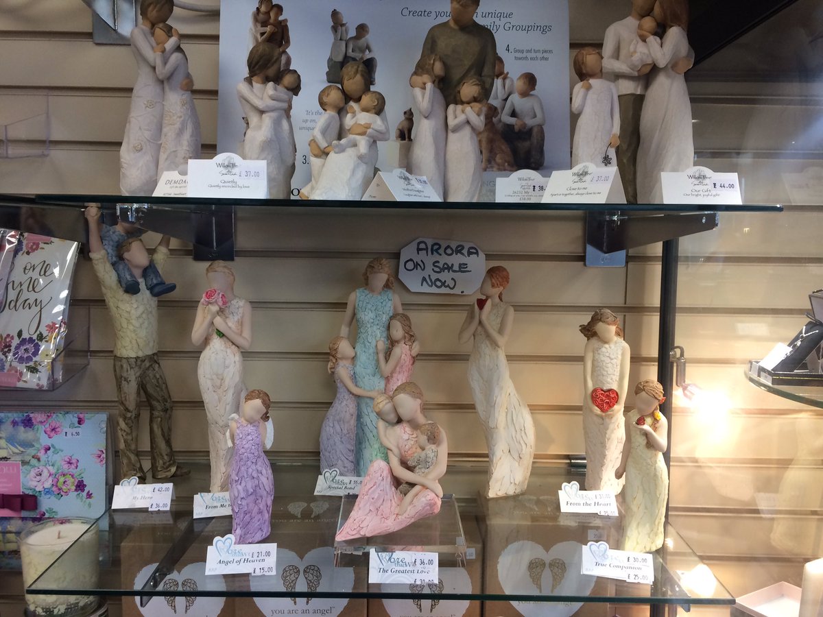 So many #Cardgains suppliers to choose from but have only room for a couple <a href="/TyInc/">Ty</a> <a href="/XpressionsGifts/">Xpressions Gifts</a> @EnescoLimited <a href="/AroraDesignLtd/">Arora Design</a> in #Johnston. @CyrilService <a href="/Prog_Greetings/">PGBuzz.net / Progressive Greetings</a> <a href="/greetingstoday/">Greetings Today Mag</a> @GGRChar