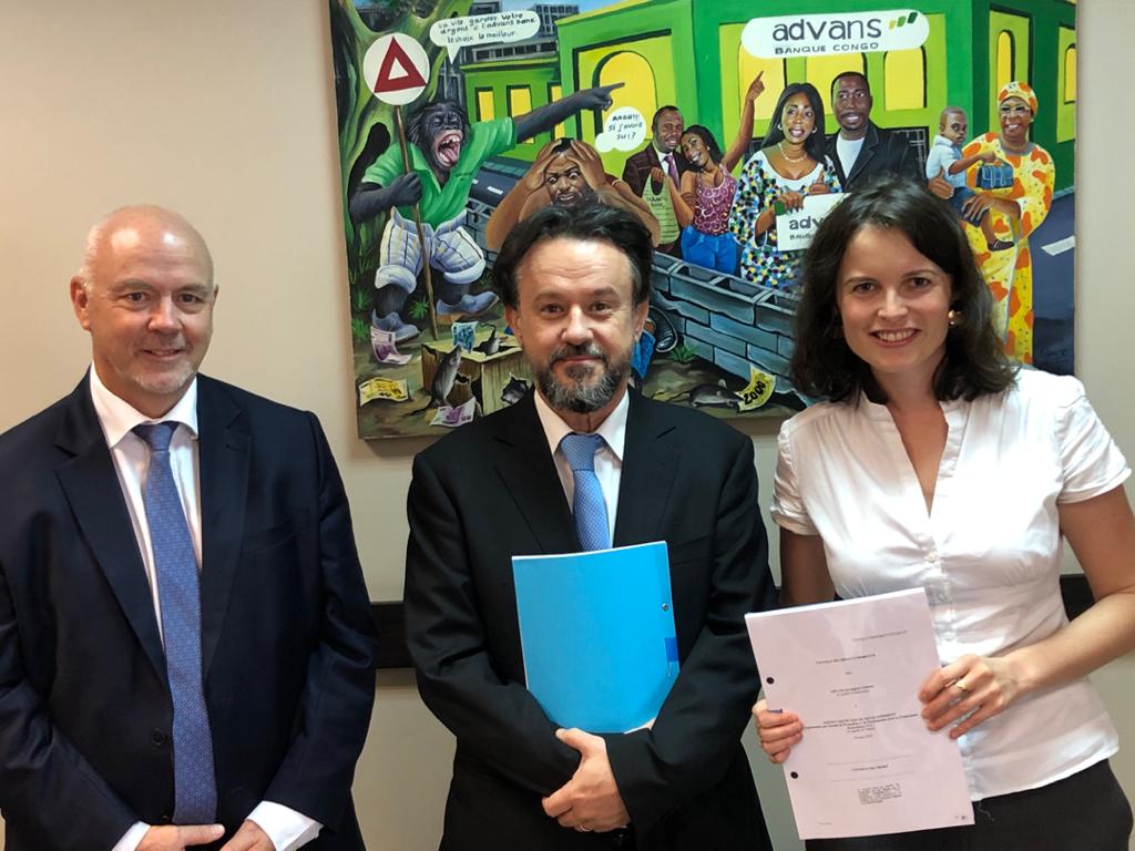 Proparco (@proparco) on Twitter photo #RDC En accordant une ligne de crédit de 3M$ à <a href="/GroupAdvans/">Advans Group</a> une institution engagée en faveur des entrepreneurs et des PME en RDC , Proparco témoigne de sa conviction que le secteur privé est un acteur fondamental de résilience dans les pays fragiles ➡️ bit.ly/338miWI #RDC En accordant une ligne de crédit de 3M$ à <a href="/GroupAdvans/">Advans Group</a> une institution engagée en faveur des entrepreneurs et des PME en RDC , Proparco témoigne de sa conviction que le secteur privé est un acteur fondamental de résilience dans les pays fragiles ➡️ bit.ly/338miWI